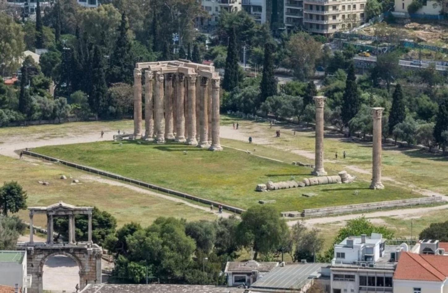 2 Bedroom Apartment Athens - Kallimarmaro エクステリア 写真